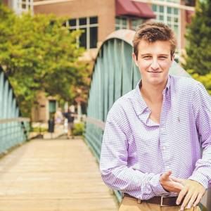 Meet your Posher, Garrett